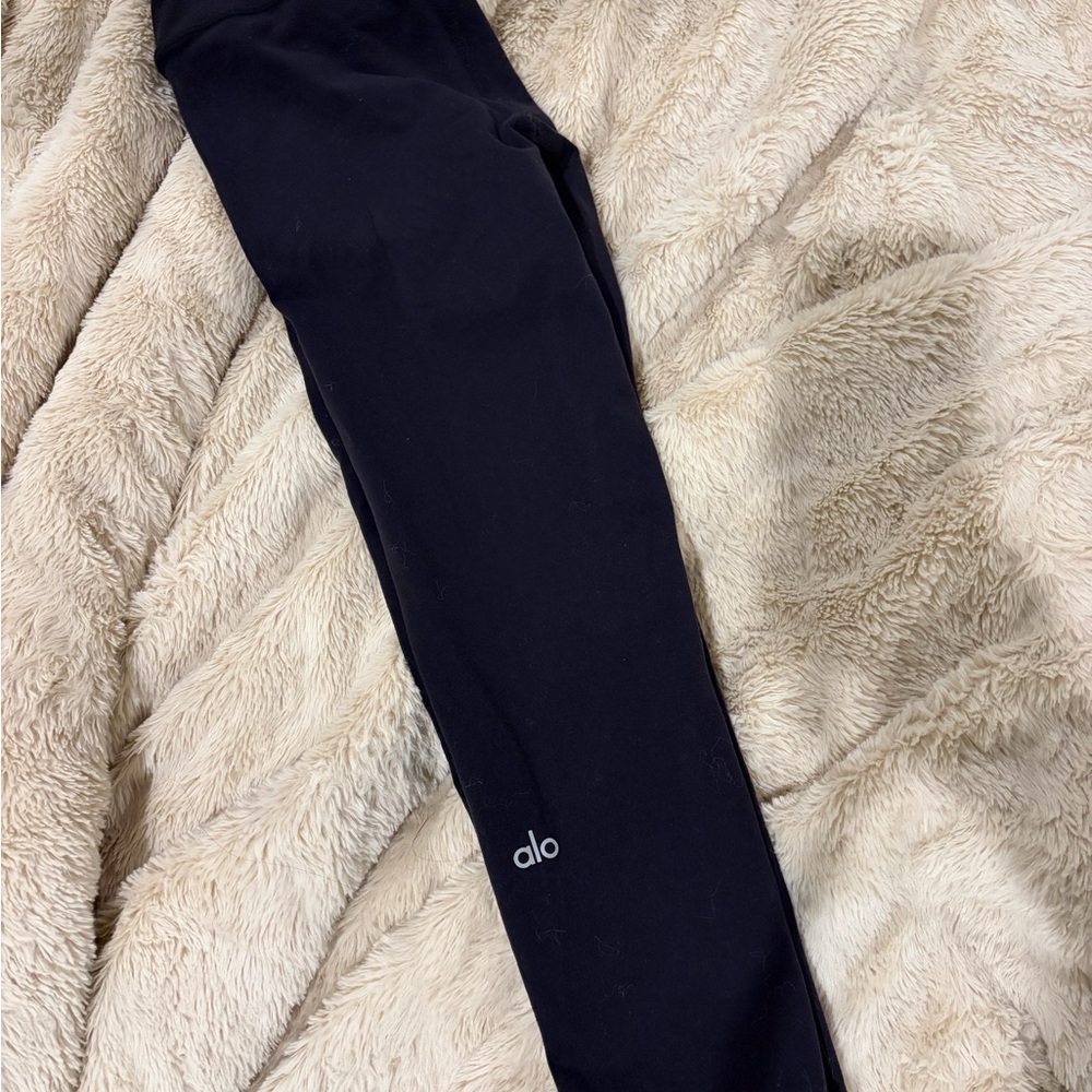 ALO Yoga Black Leggings airbrush Capri xs